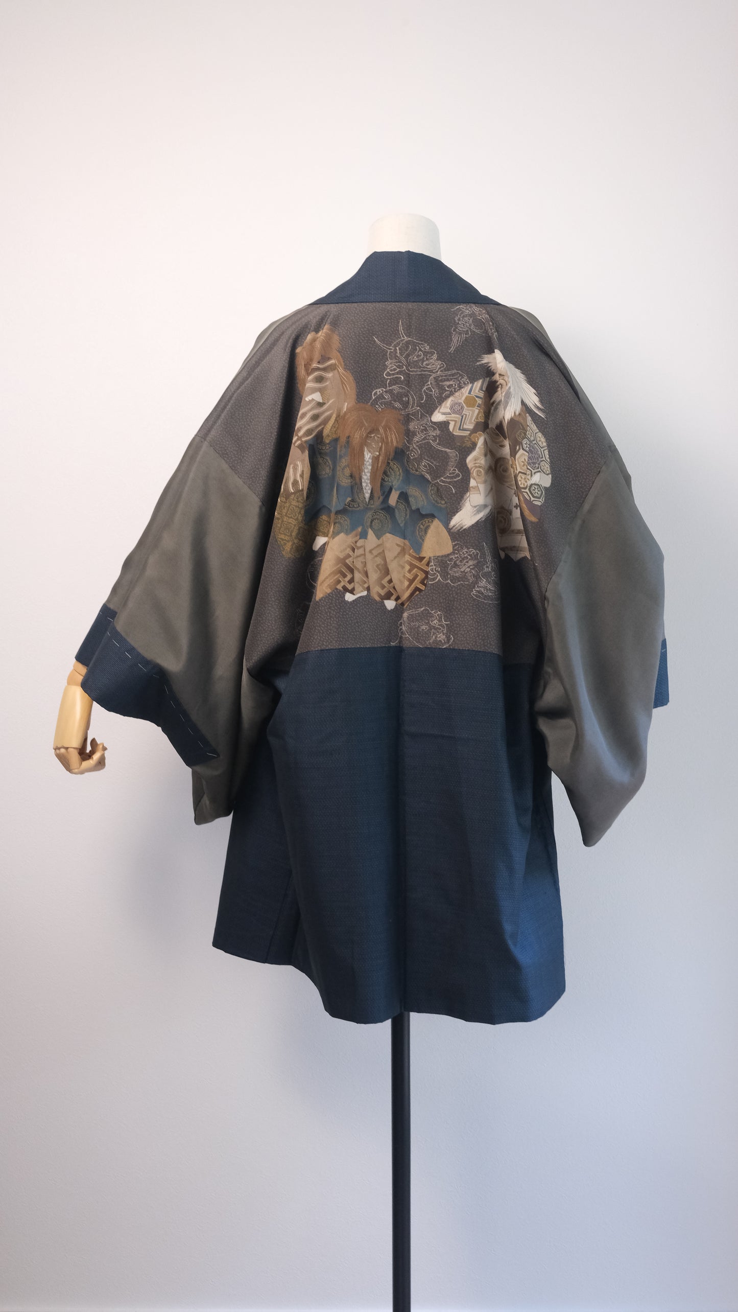 Indigo Haori with Dramatic Noh Theater Lining Design (For Men)