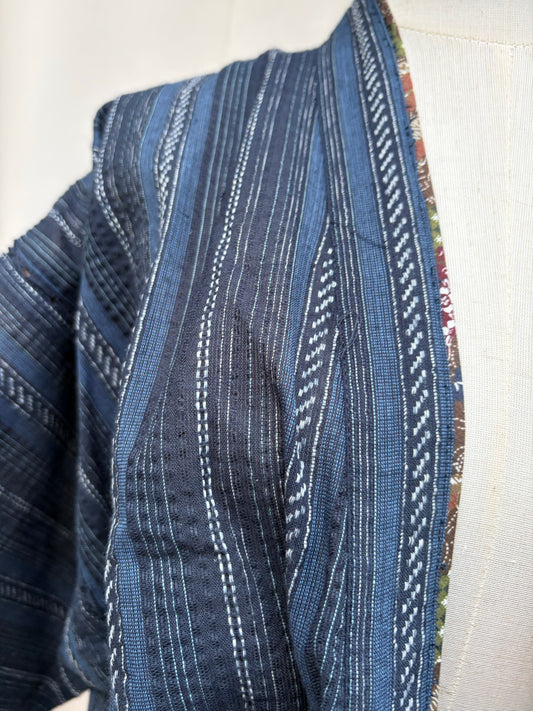 Inside facing and hem of the jinbei top