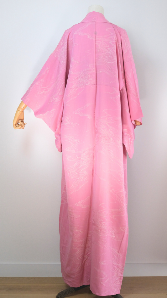 Pink Summer Kimono with Water Ripple Pattern and Family Crest