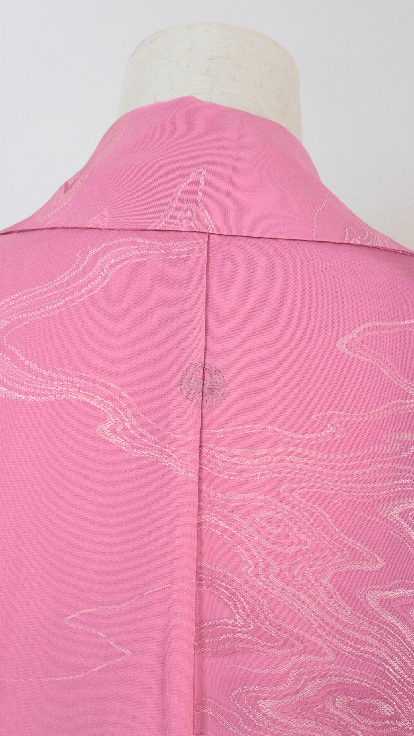 Pink Summer Kimono with Water Ripple Pattern and Family Crest