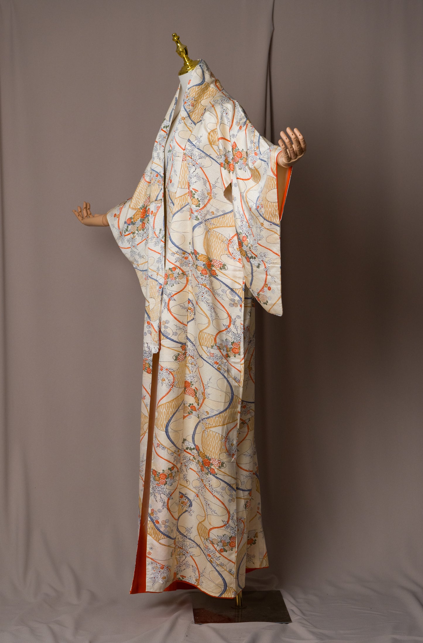 Vintage Kimono in Ivory with Golden Botanicals