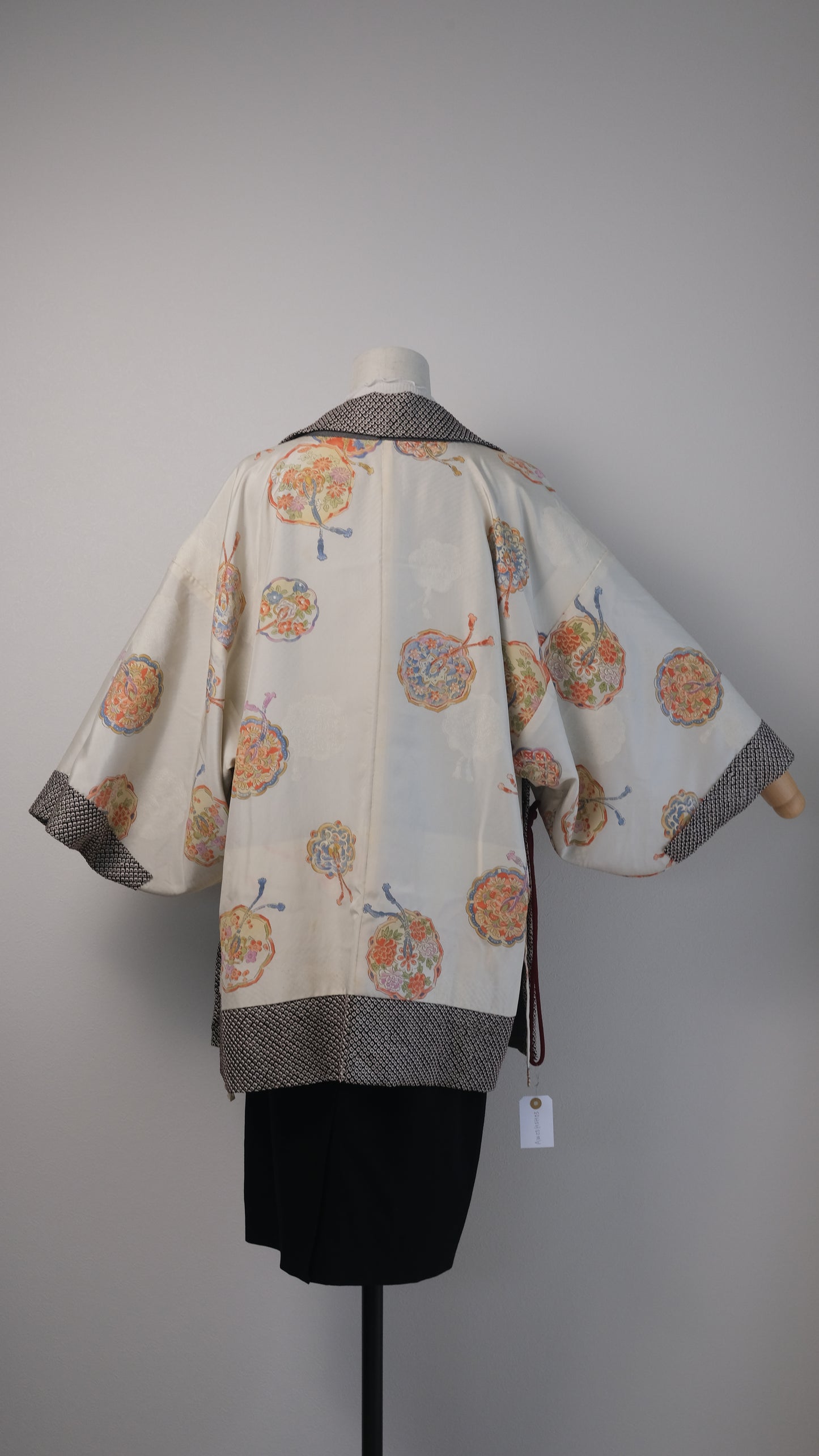 Black & Red Shibori Haori with Tsuzimi Motif Lining