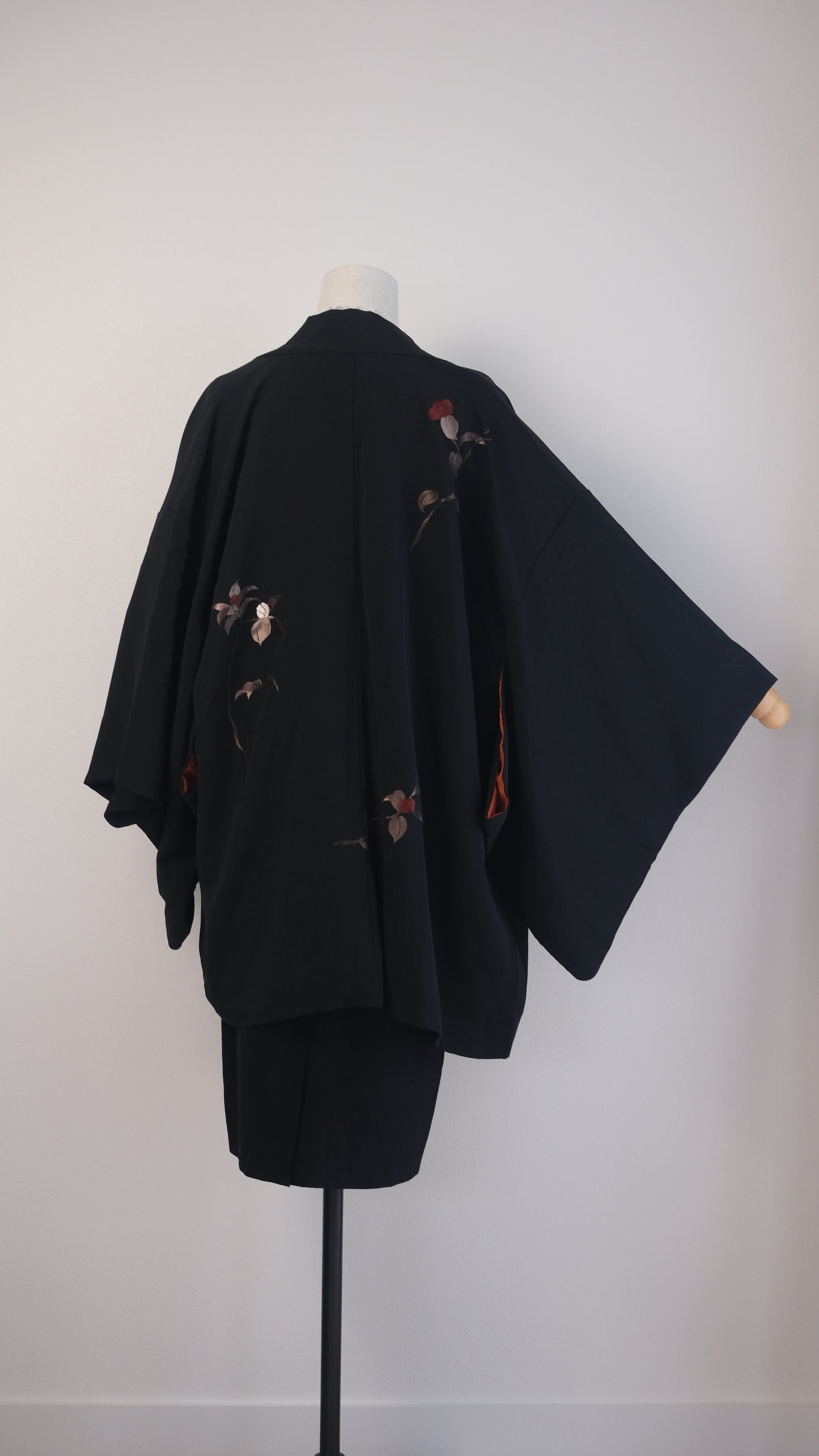 Black Haori with Subtle Floral Back & Gold Cloud Lining