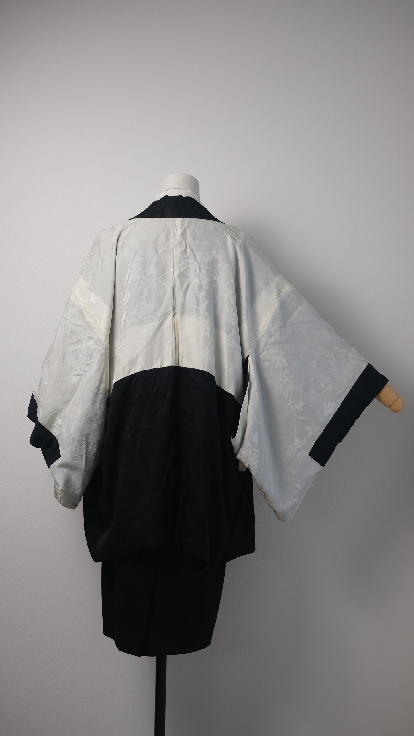 Black Haori with Cloud Motif and Wave-Fan Embroidery