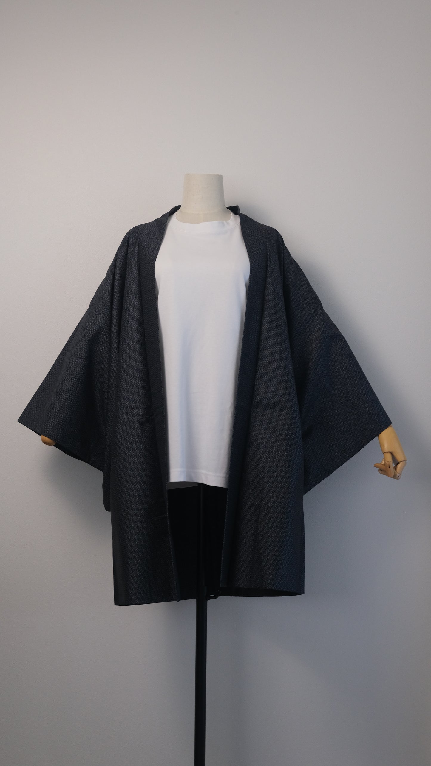 Subtle Navy Weave Haori with Illustrated Scenic Lining (For Men)