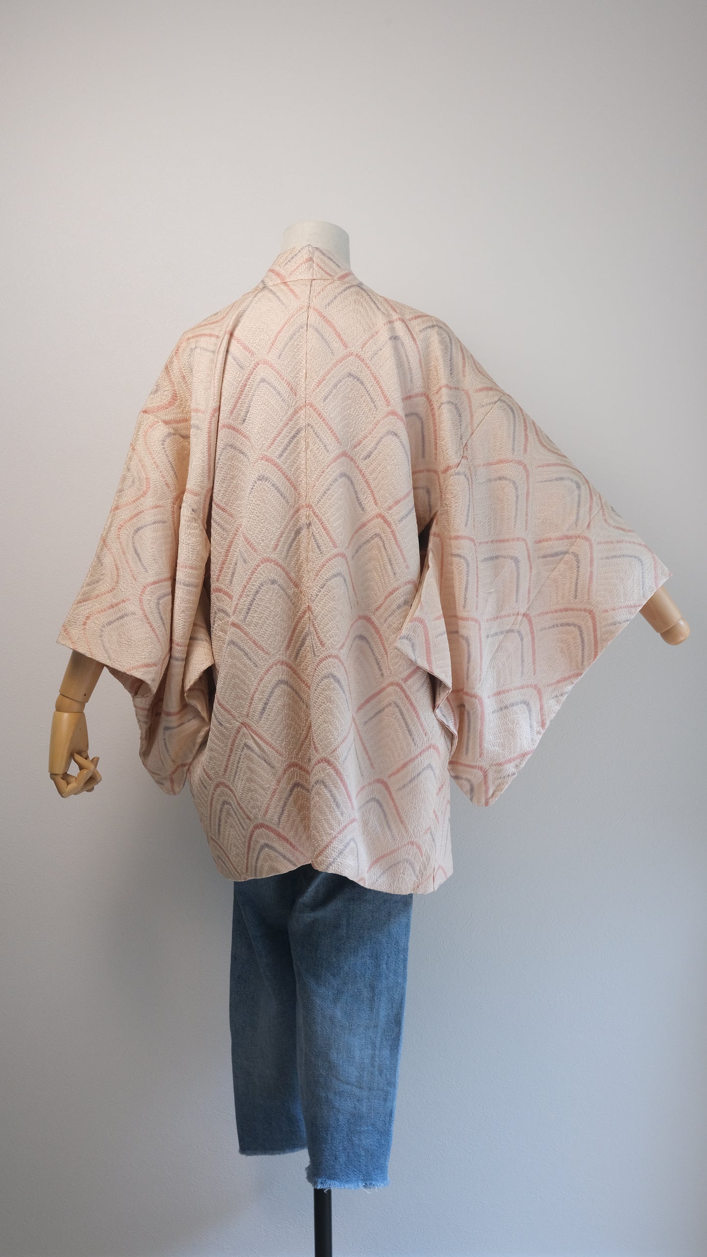 Light Pink Shibori-Style Haori with Subtle Pastel Lining