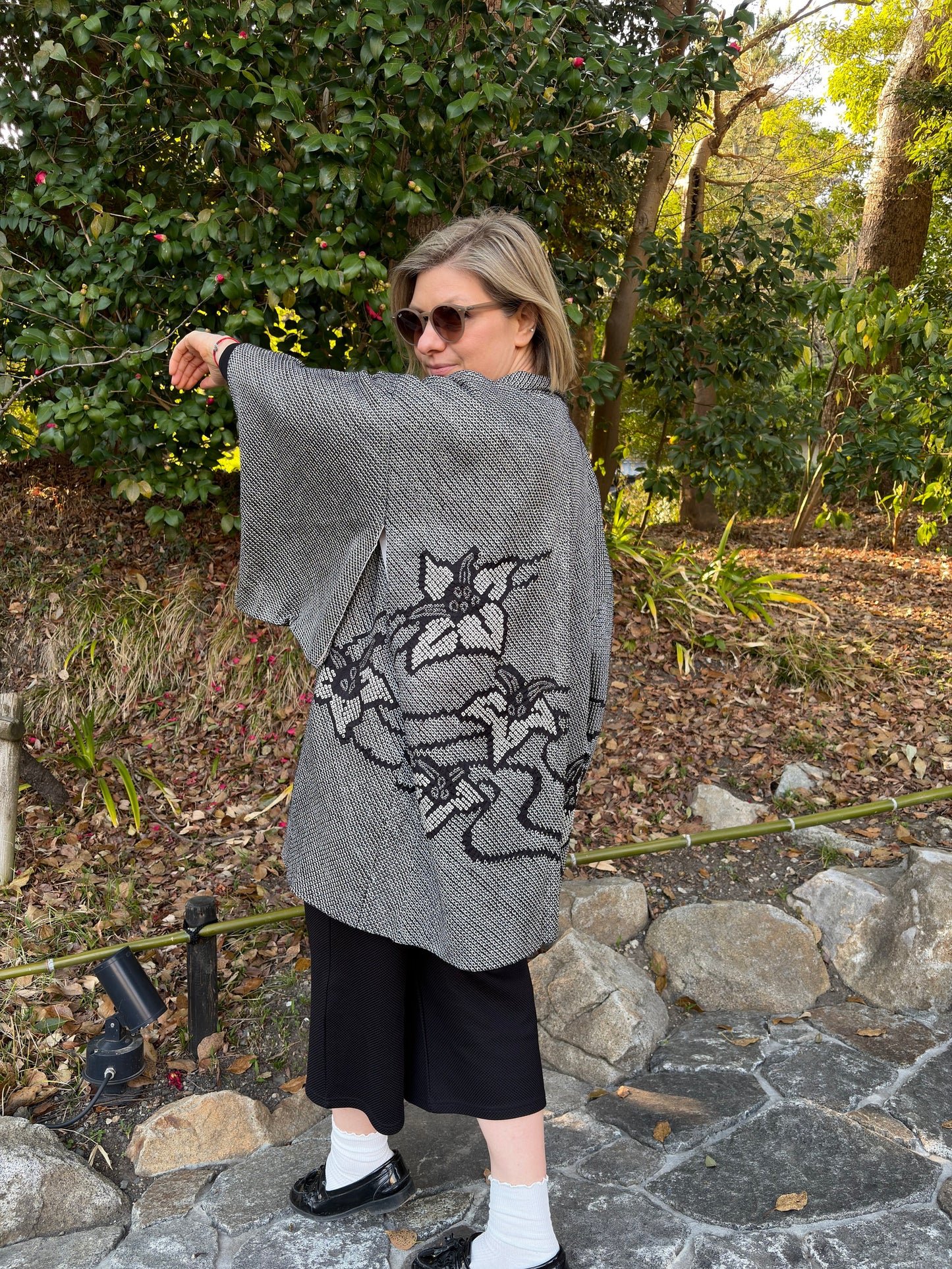 Vintage Black Shibori Haori with Chrysanthemum Motif