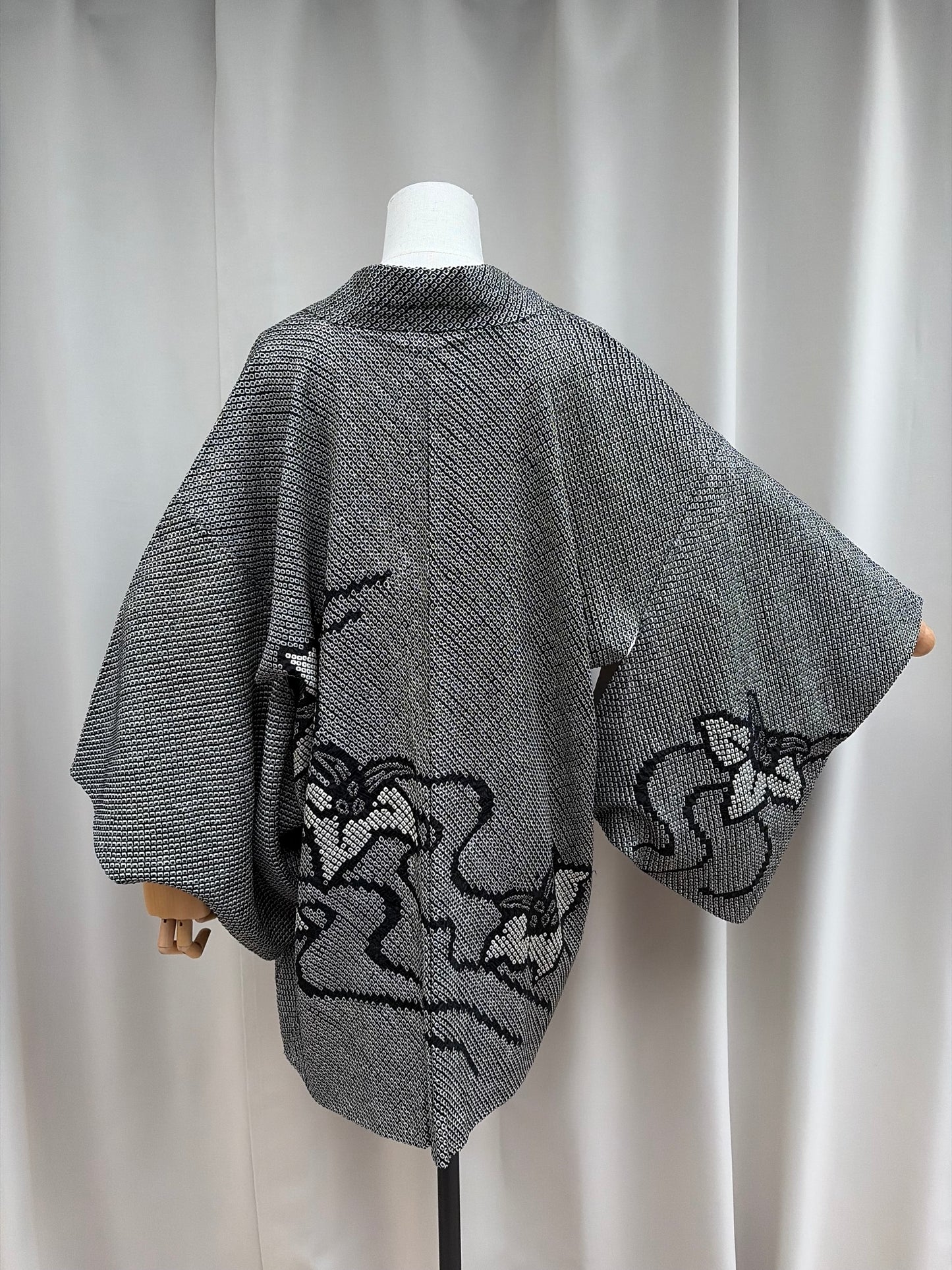 Vintage Black Shibori Haori with Chrysanthemum Motif