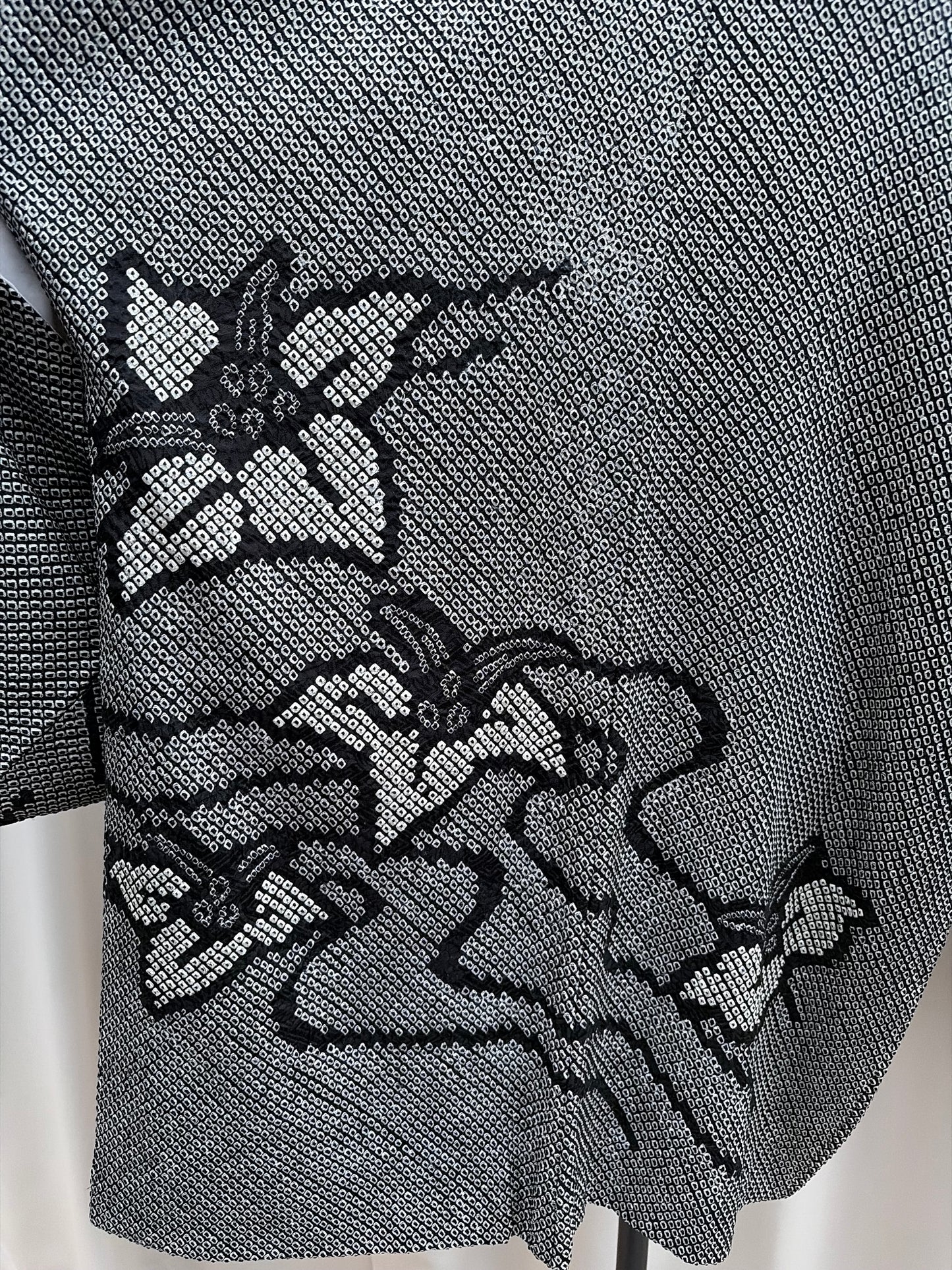 Vintage Black Shibori Haori with Chrysanthemum Motif