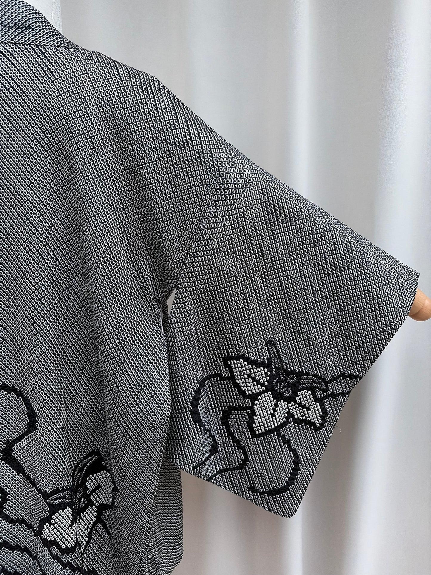 Vintage Black Shibori Haori with Chrysanthemum Motif