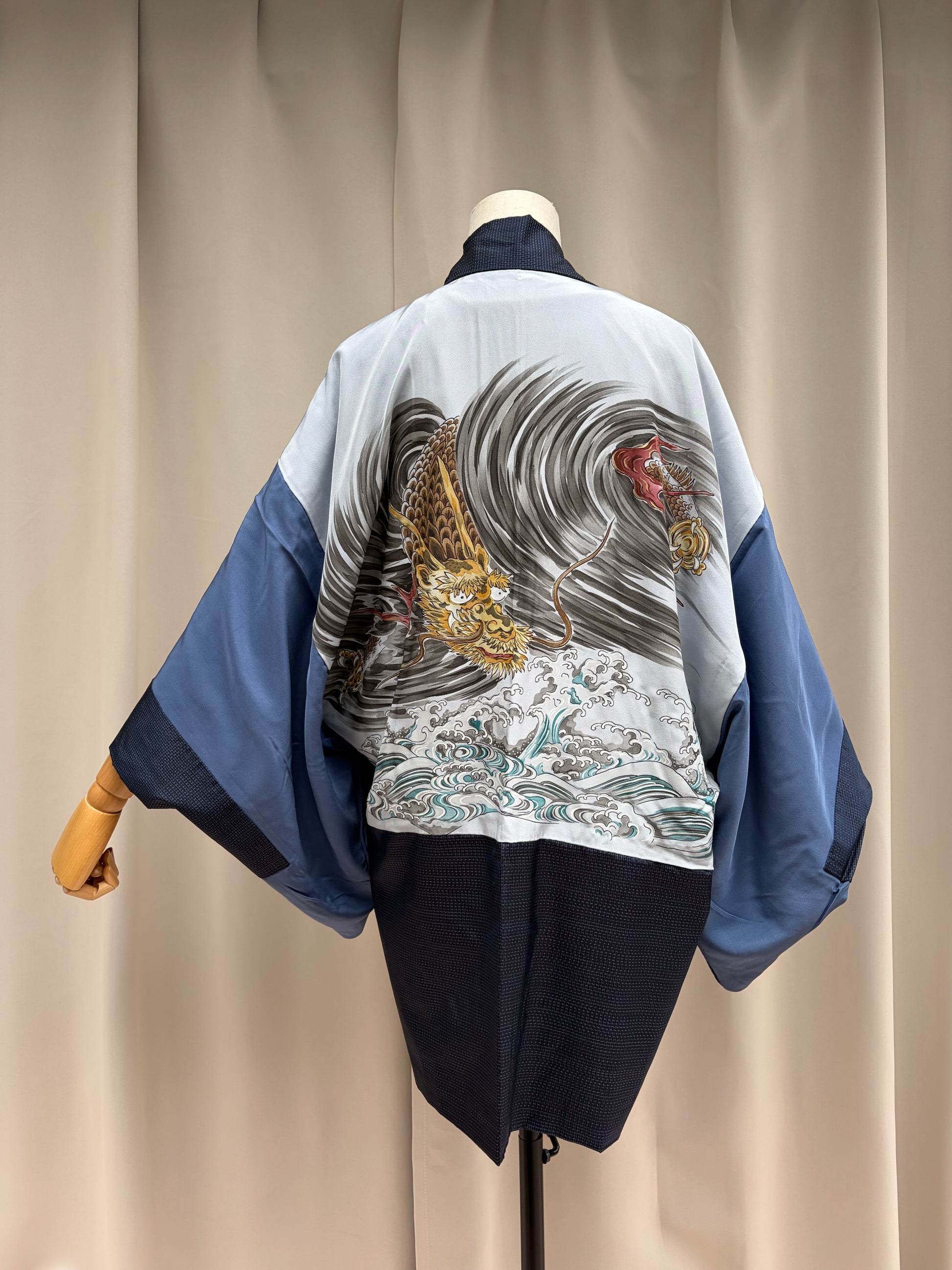 Sleeve detail of the navy men's haori