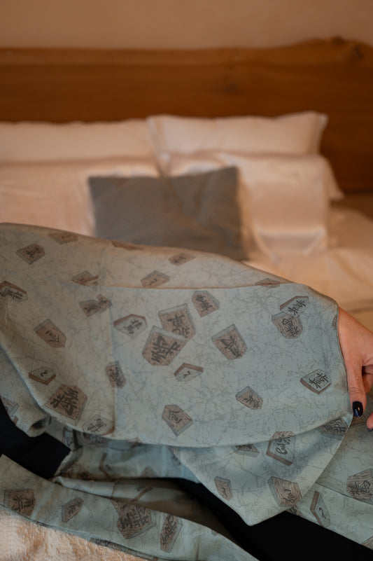 Винтидж нагаджубан с мотив на "шоги" плочки