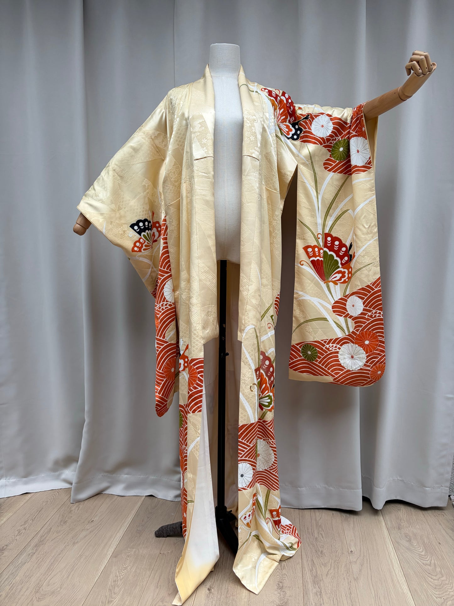 Vintage cream silk furisode with butterflies, chrysanthemums, waves and gold embroidery