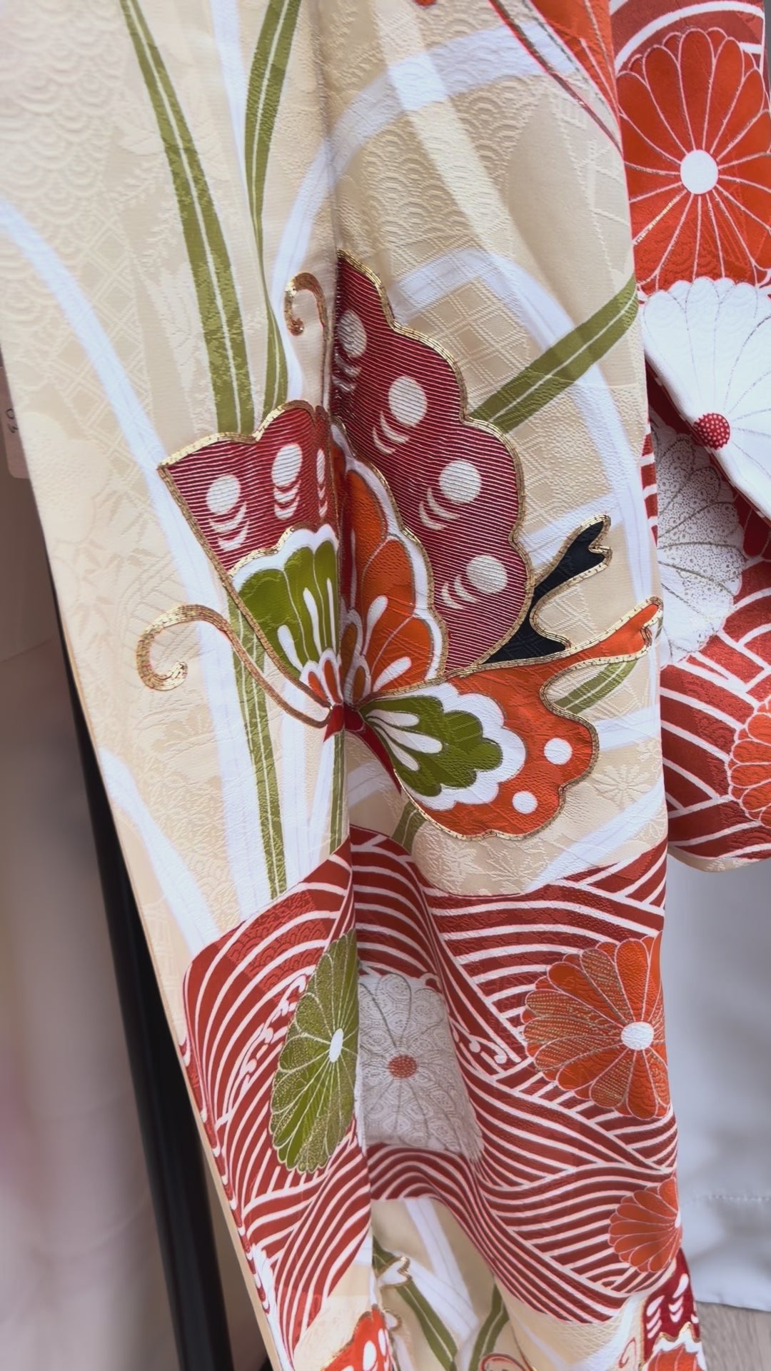 Vintage cream silk furisode