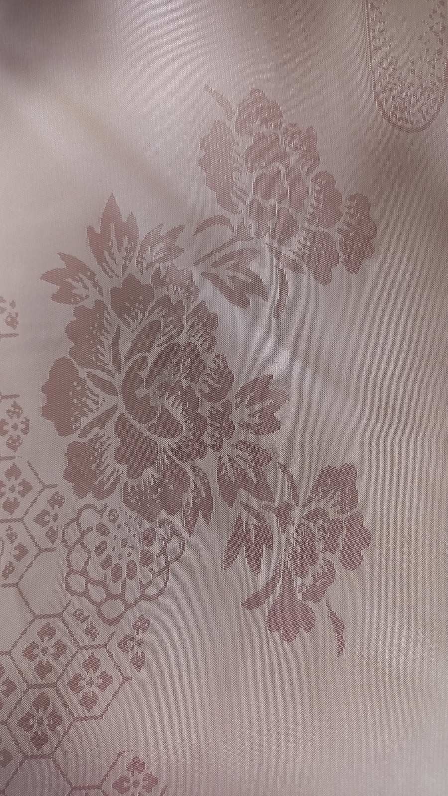 Винтидж Нагаджубан в нежно розово с фини флорални мотиви