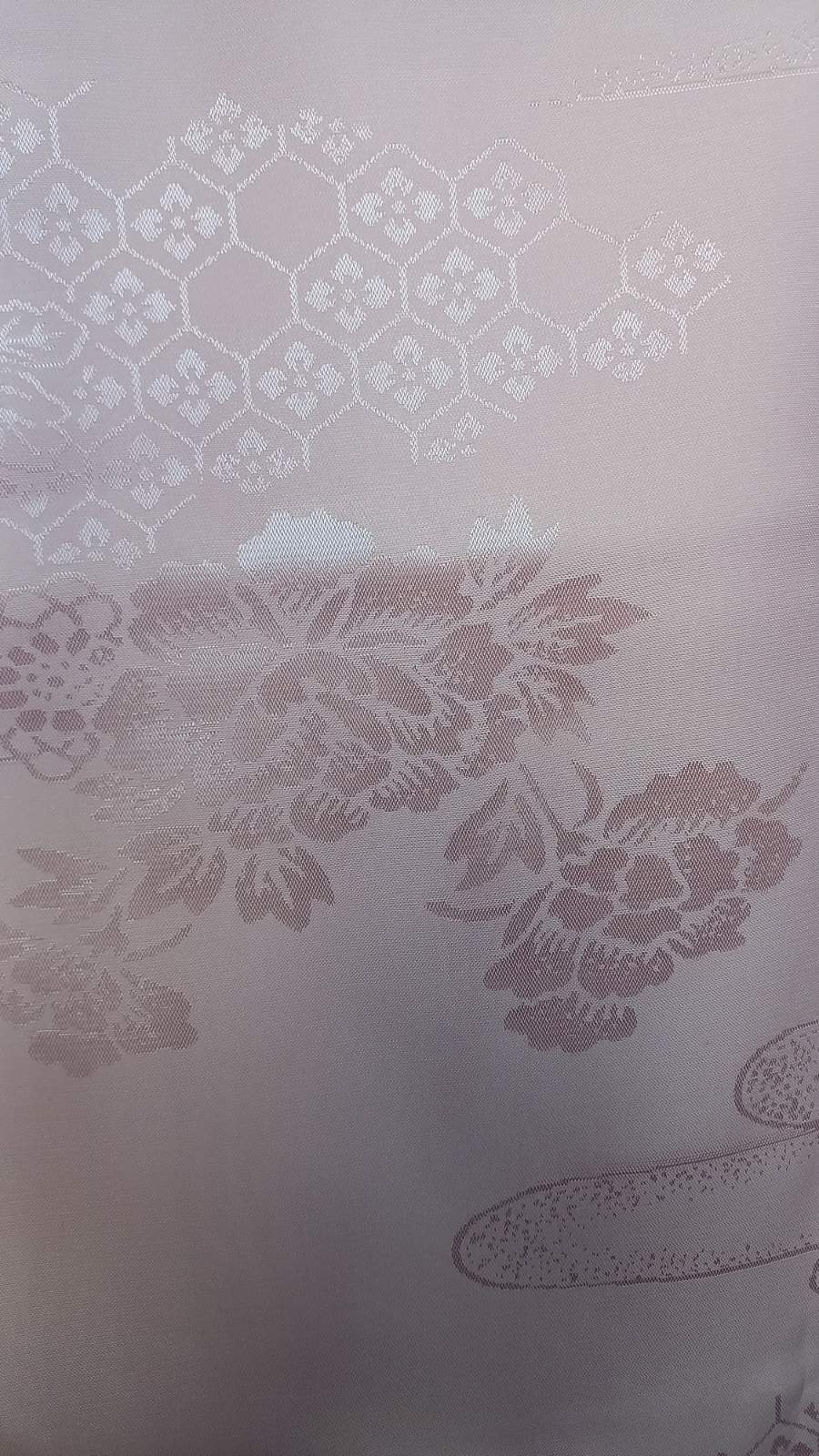 Винтидж Нагаджубан в нежно розово с фини флорални мотиви